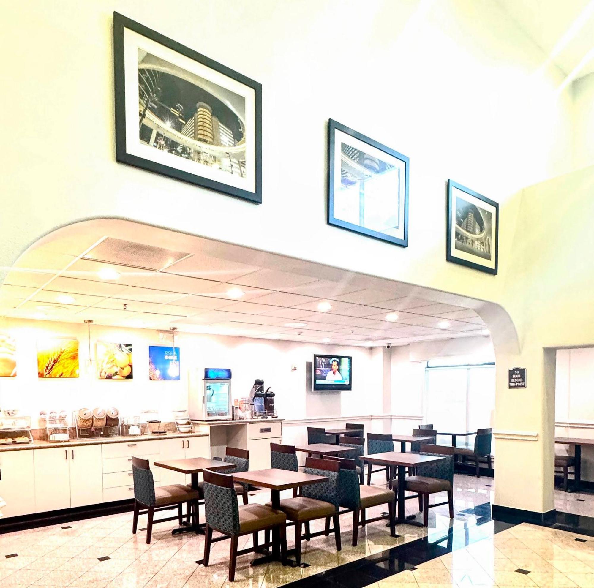 Comfort Suites Westchase Houston Energy Corridor Экстерьер фото